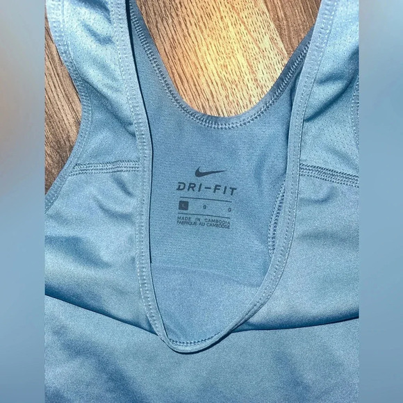 Nike running Tank - Picture 2 of 3